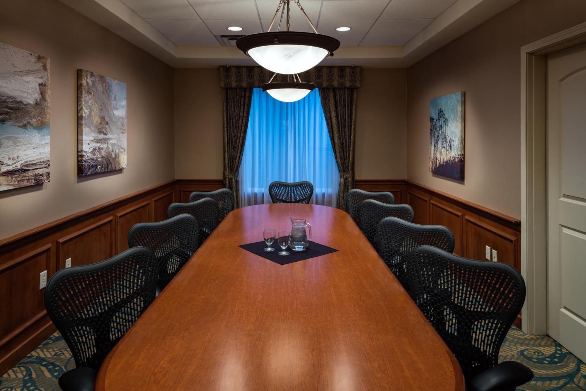 Hilton Garden Inn Tri-Cities/Кенневик Экстерьер фото