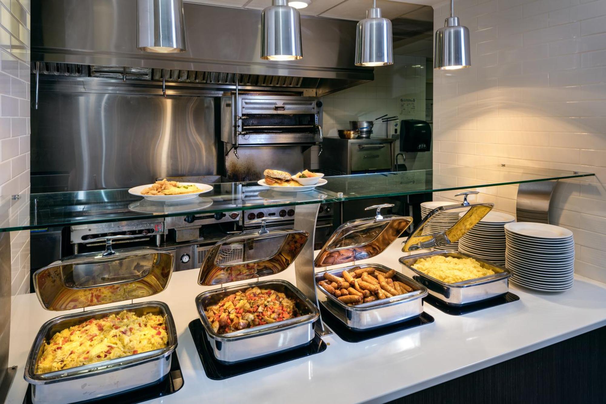 Hilton Garden Inn Tri-Cities/Кенневик Экстерьер фото