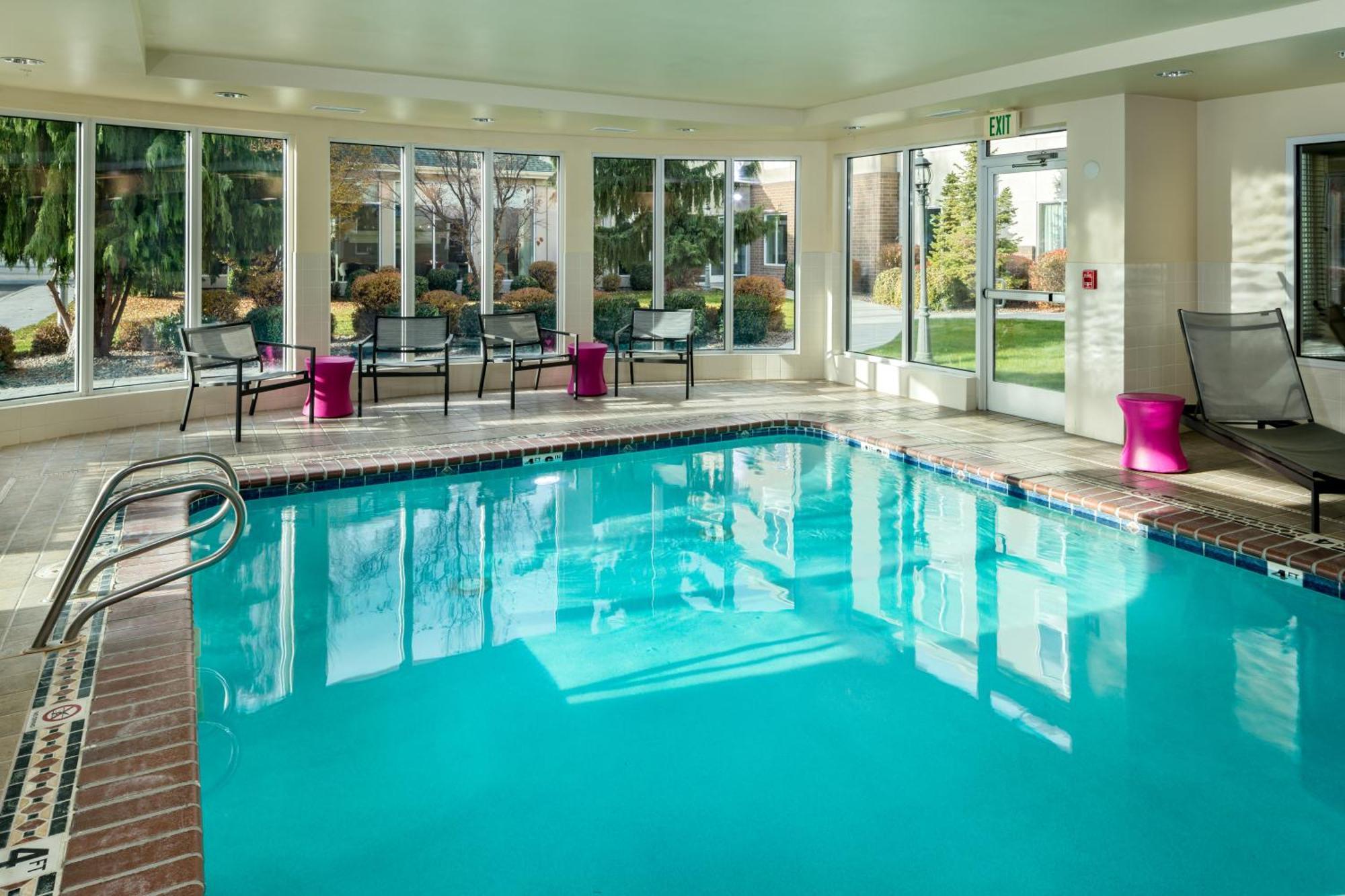 Hilton Garden Inn Tri-Cities/Кенневик Экстерьер фото