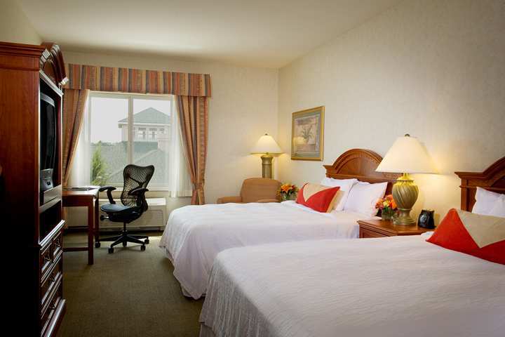 Hilton Garden Inn Tri-Cities/Кенневик Экстерьер фото